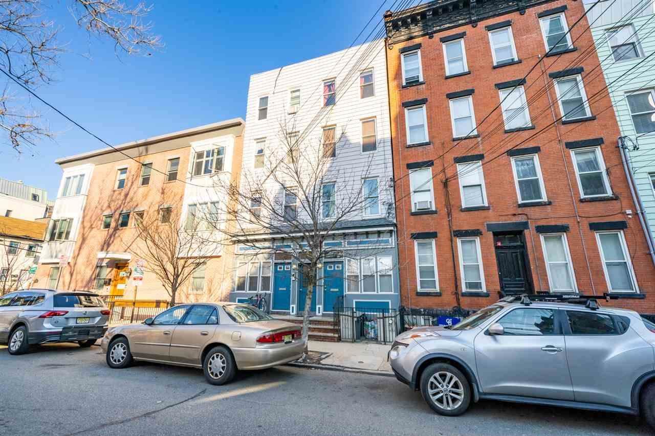 466 Monmouth St - Photo 1