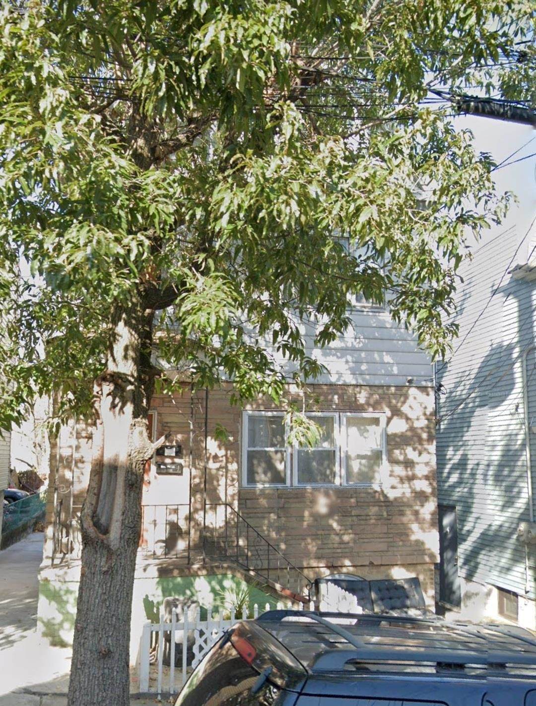 325 Columbia Ave - Photo 1