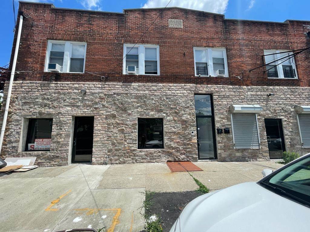 218 Clinton Pl - Photo 1