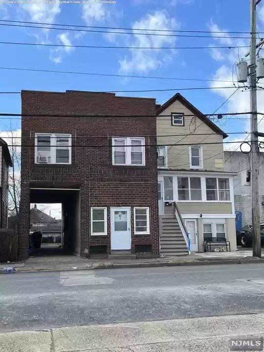65 South State St - Photo 1