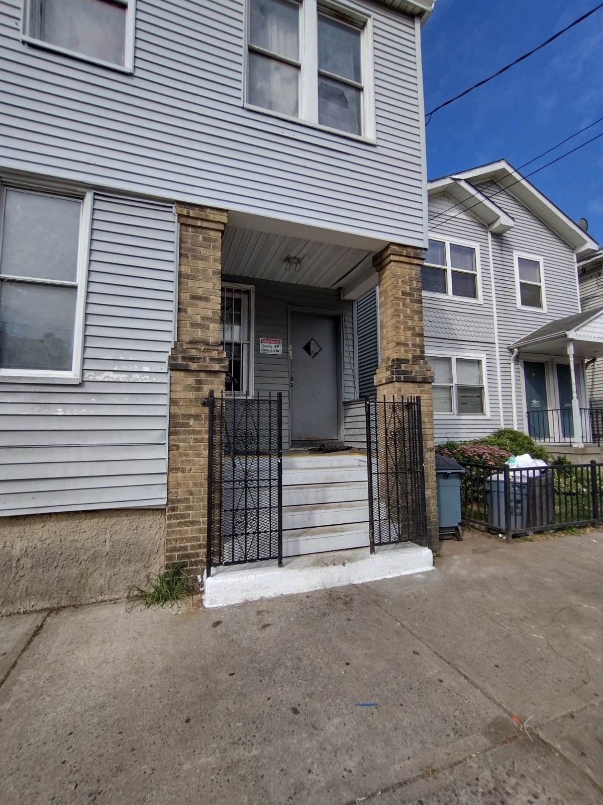 127 Myrtle Ave - Photo 1