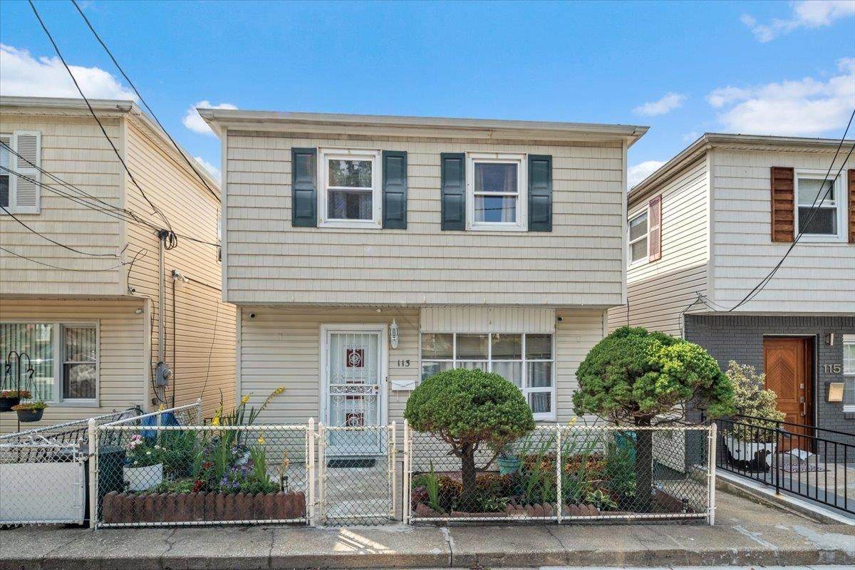 113 Western Ave - Photo 1