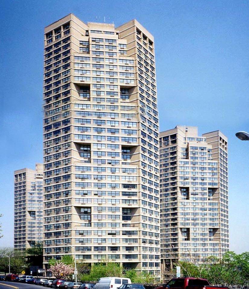 7002 Blvd East - Photo 1