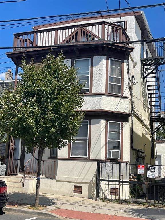 314 43RD ST - Photo 1