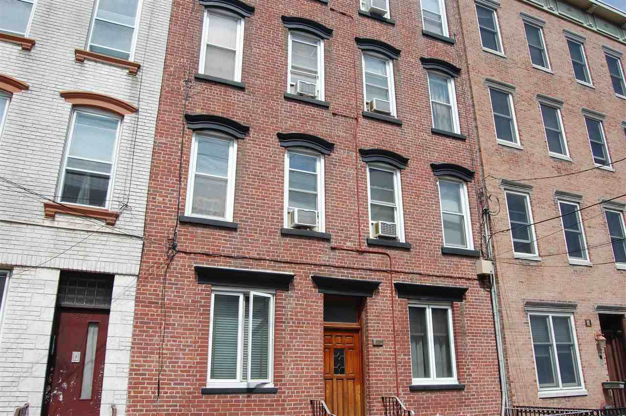 516 Park Ave - Photo 1