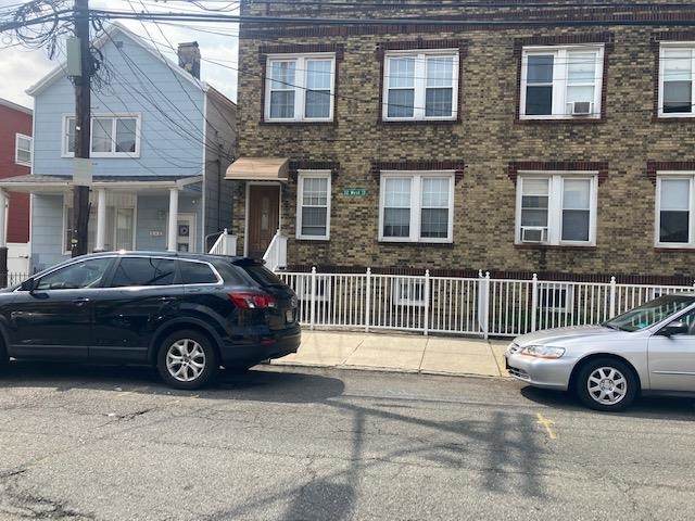 32 West 13Th St - Photo 1