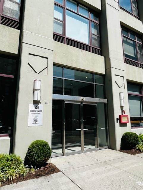 1500 Hudson St - Photo 1