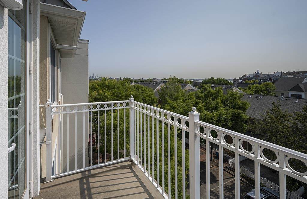 30 Constitution Way - Photo 1