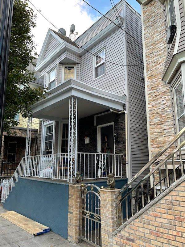 311 49TH ST - Photo 1