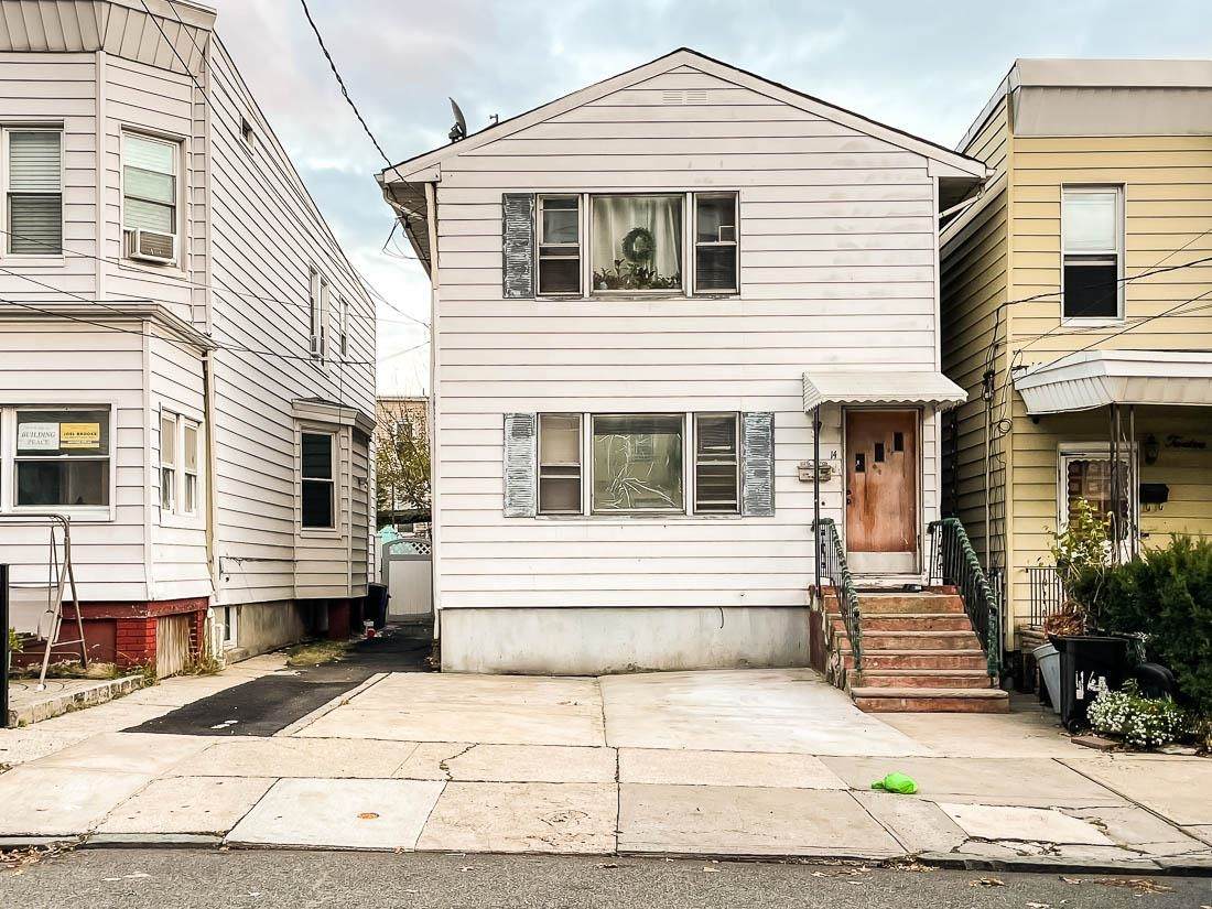 14 Olean Ave - Photo 1