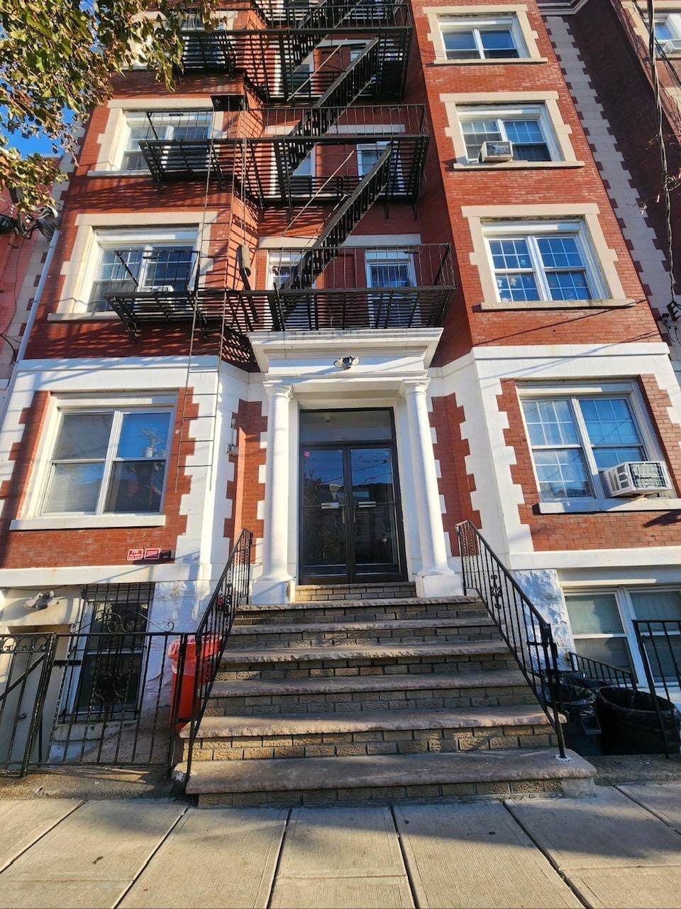 320 49TH ST - Photo 1