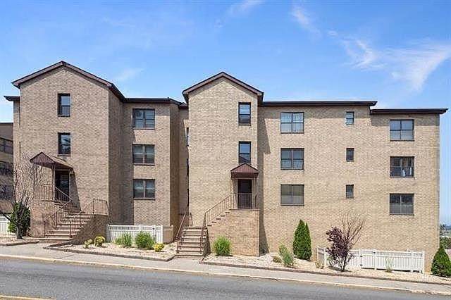 6605 Granton Ave - Photo 1