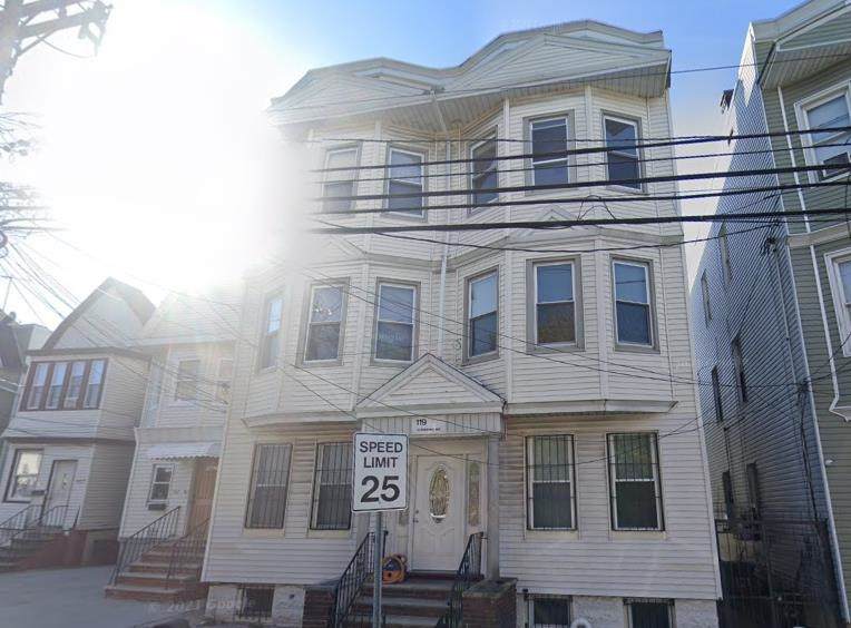 119 Clendenny Ave - Photo 1