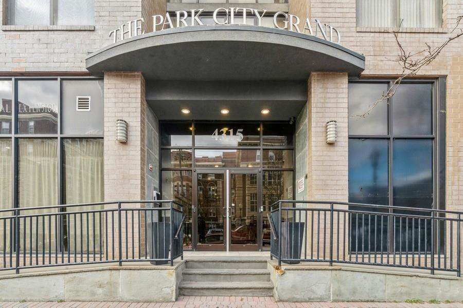 4315 Park Ave - Photo 1