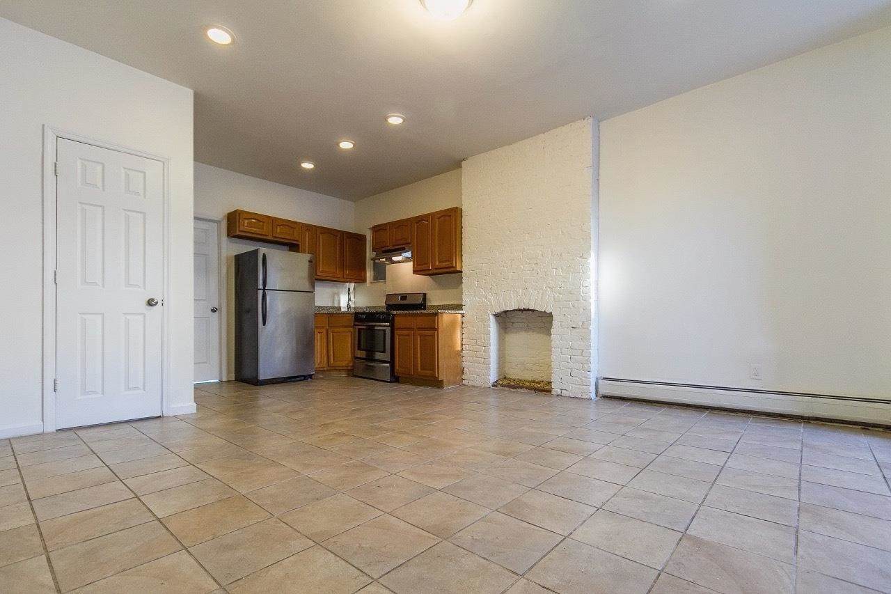35 Pearsall Ave - Photo 1