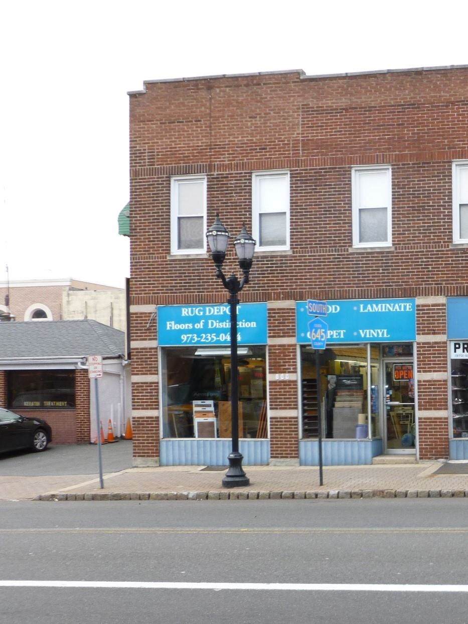 199 Franklin Ave - Photo 1