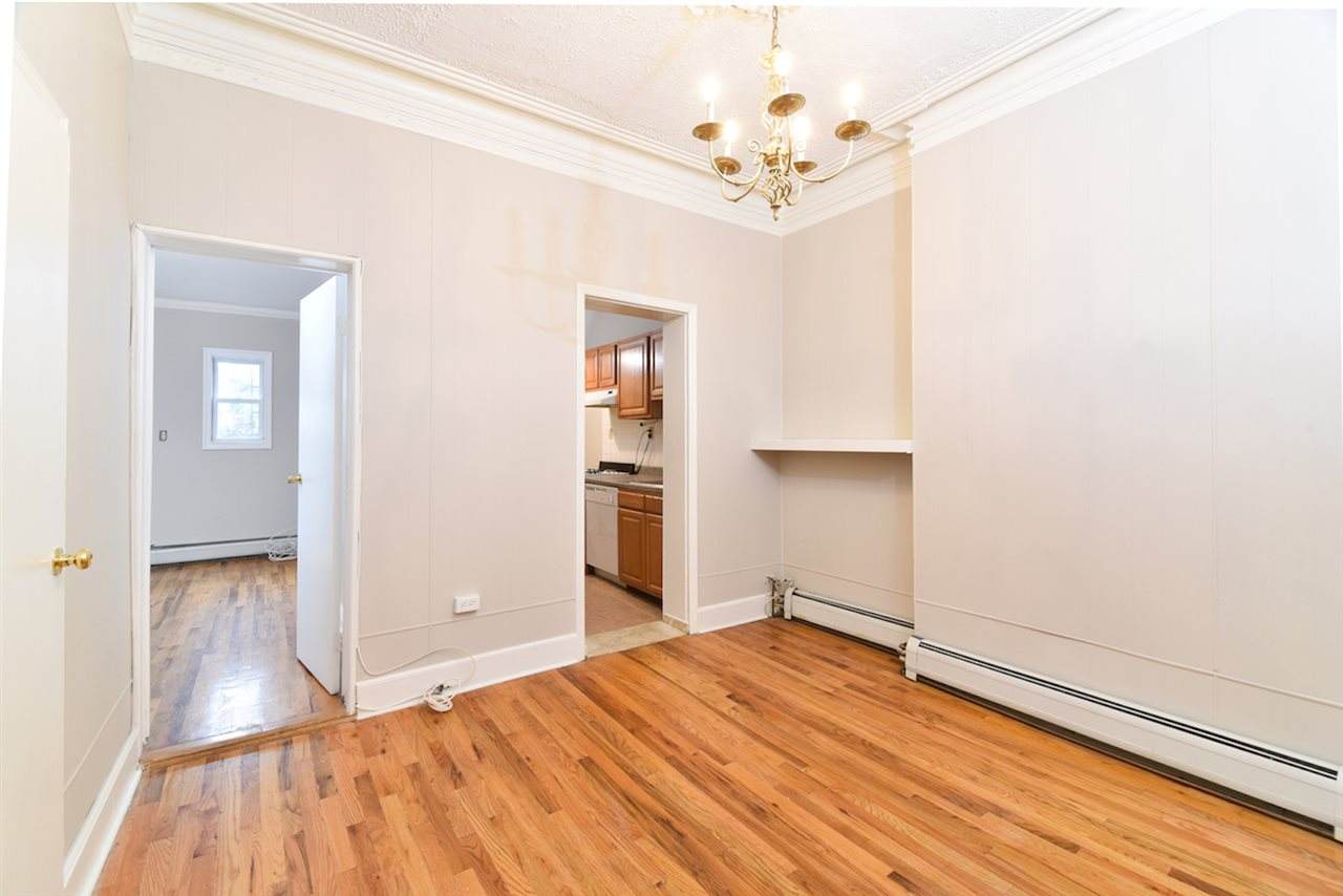 160 8TH ST - Photo 1