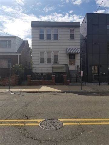 39 Beacon Ave - Photo 1