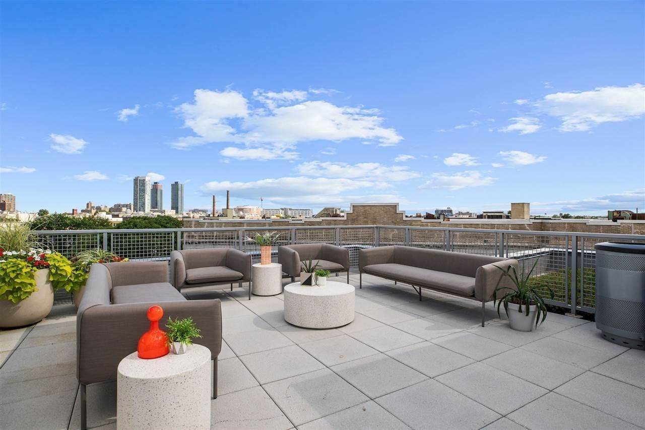202 Merseles St - Photo 1