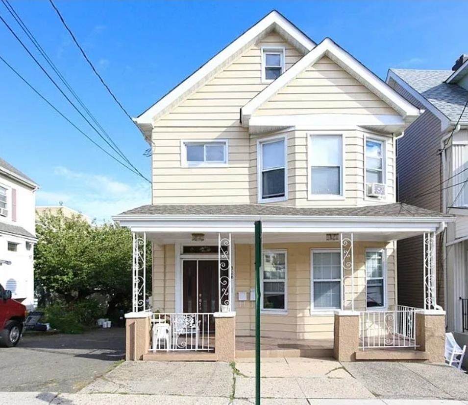 316 Devon St - Photo 1