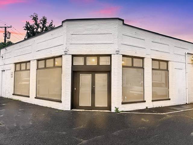 30 Johnson Ave - Photo 1