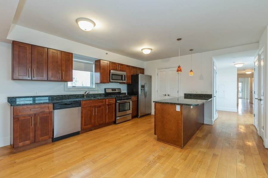 125 43RD ST - Photo 1