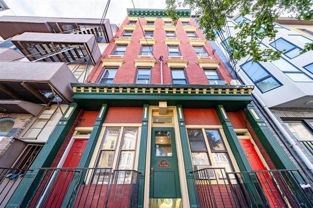 417 Adams St - Photo 1