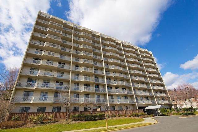 1055 River Rd - Photo 1