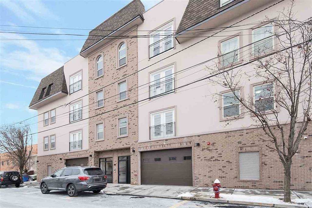7014 Jackson St - Photo 1