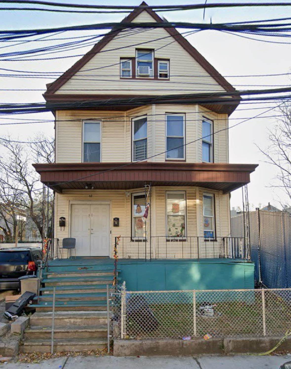 89 Armstrong Ave - Photo 1