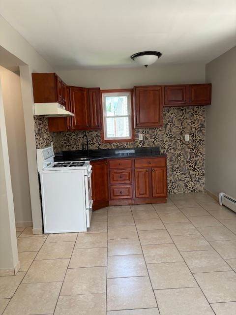 113 Evergreen St - Photo 1