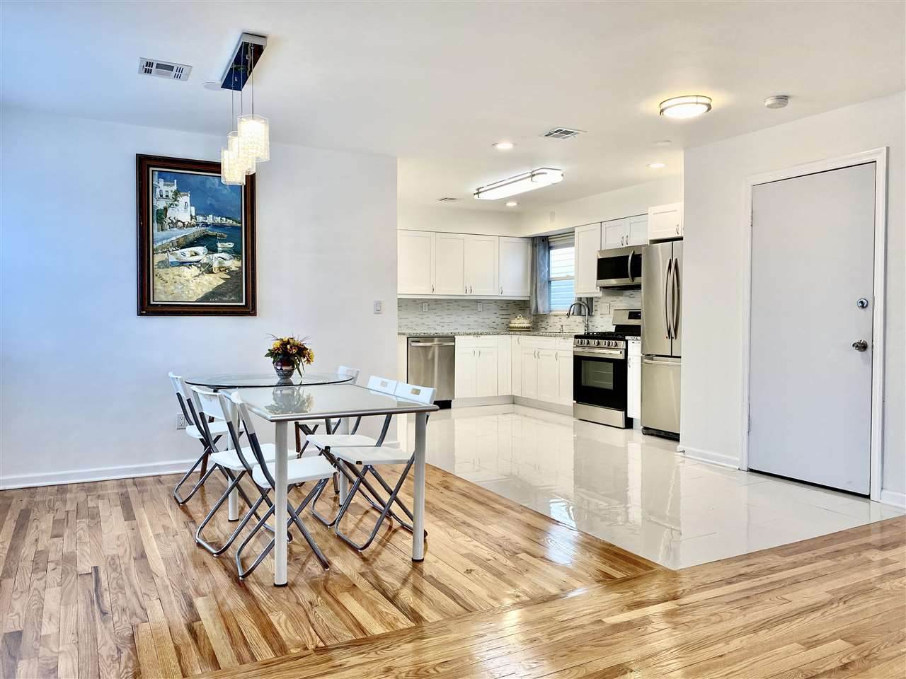 517 Liberty Ave - Photo 1