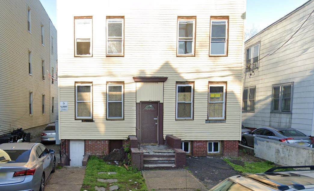 94 Stevens Ave - Photo 1