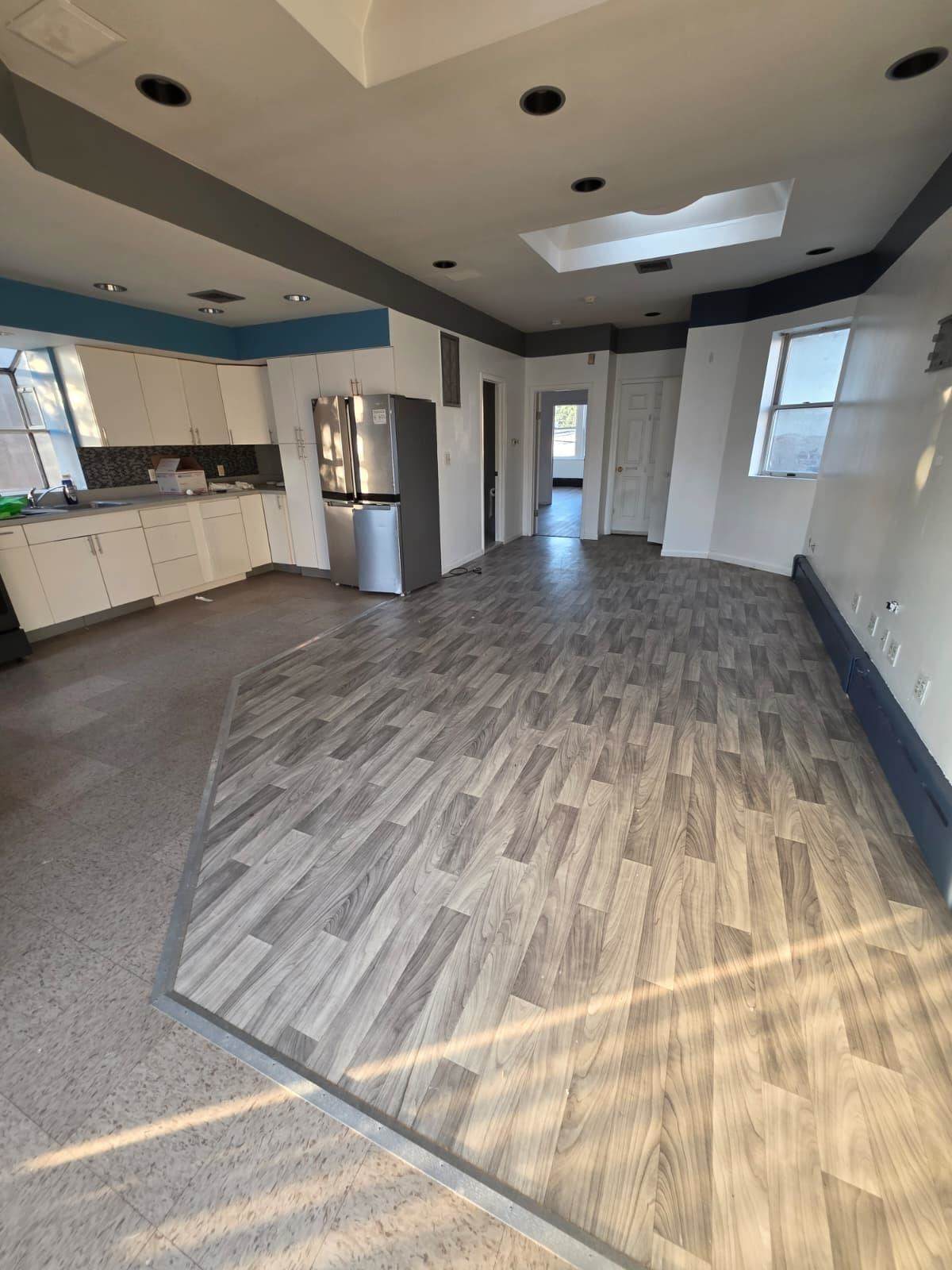 1405 43RD ST - Photo 1