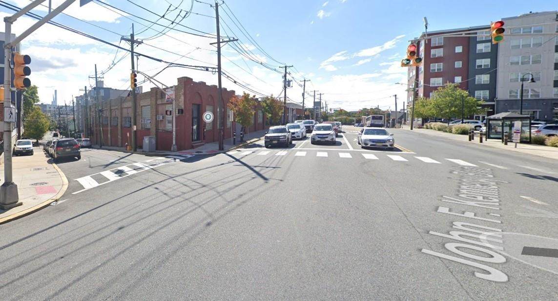 5620 Kennedy Blvd - Photo 1