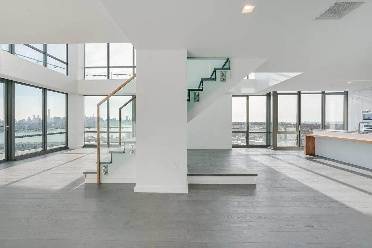 320 Adolphus Ave - Photo 1