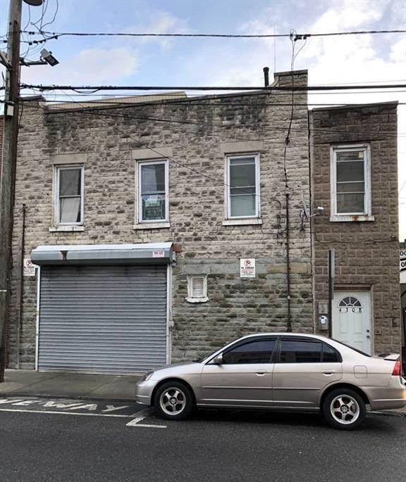 4308 Hudson Ave - Photo 1