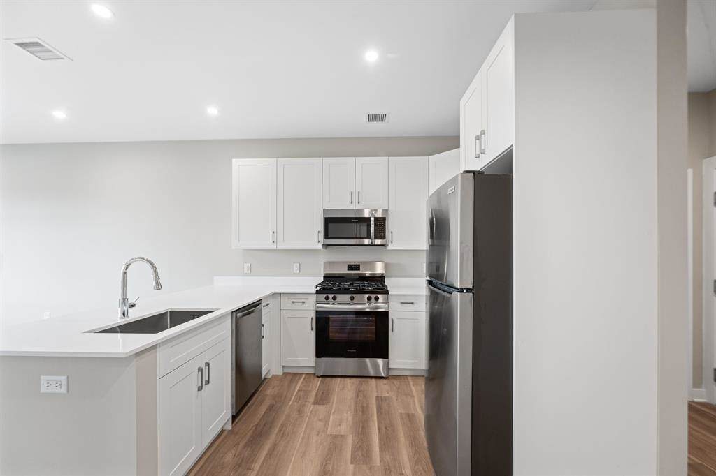 475 Communipaw Ave - Photo 1