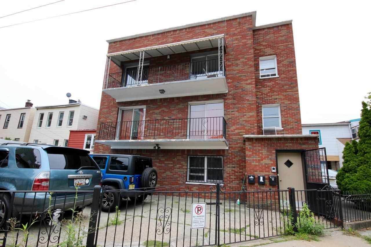 3586 Kennedy Blvd - Photo 1