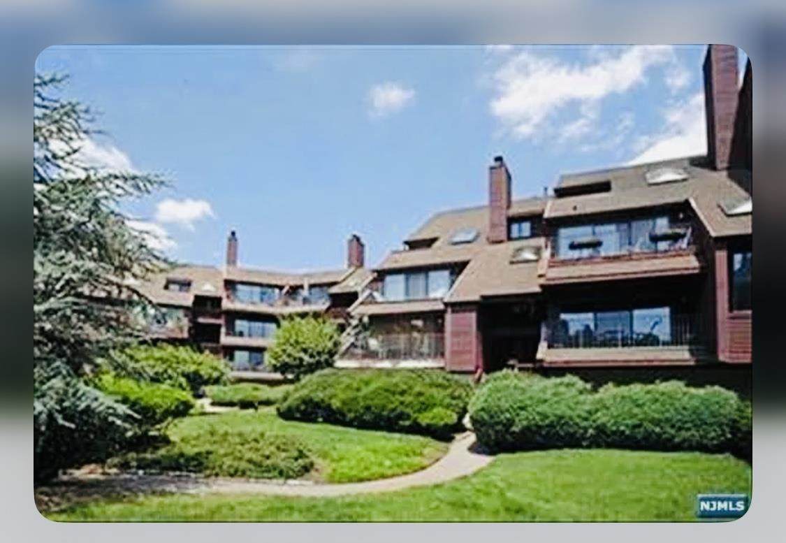 8C Cove Lane - Photo 1