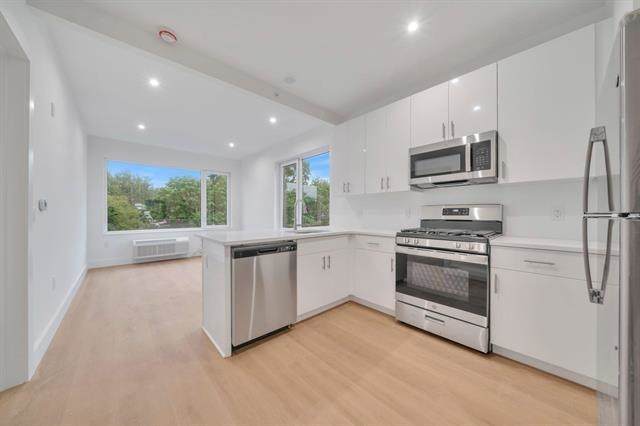 3309 Liberty Ave - Photo 1