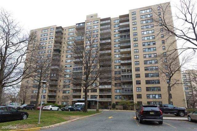 201 St Pauls Ave - Photo 1