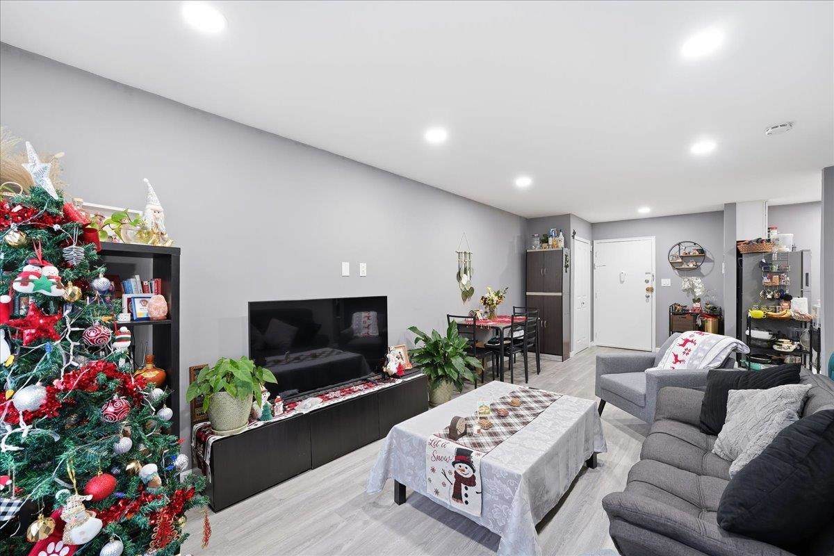 120 32ND ST - Photo 1