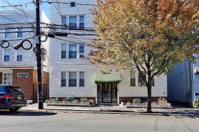 91 Terhune Ave - Photo 1