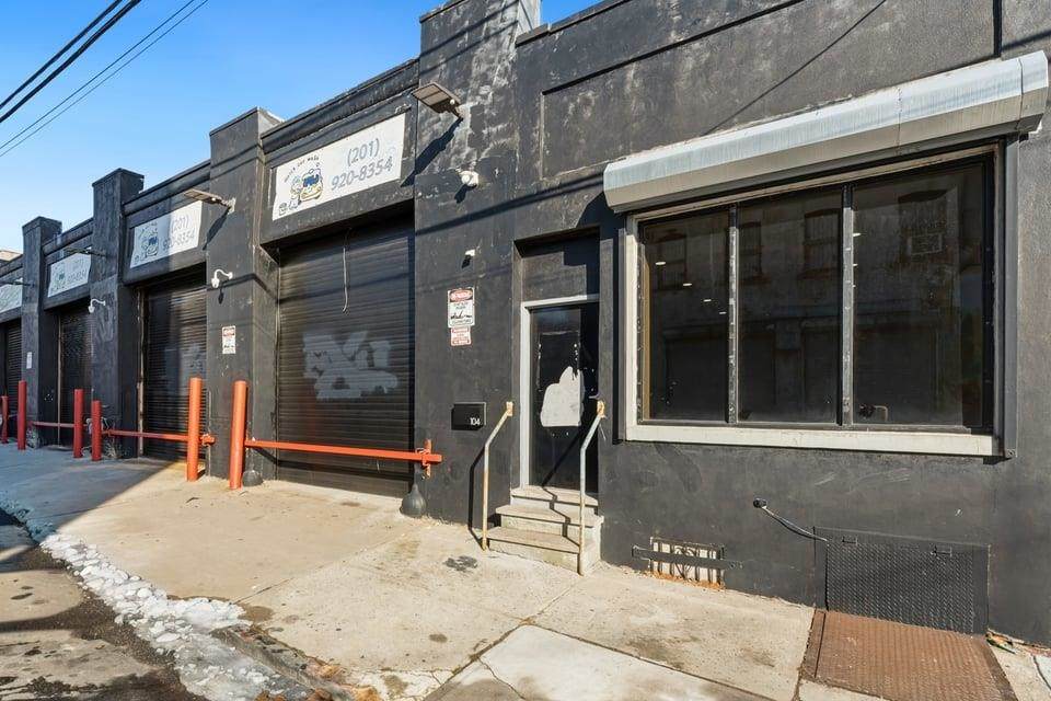 104 Harrison Ave - Photo 1
