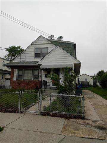 2 Pinecrest Rd - Photo 1