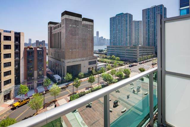 20 Newport Parkway - Photo 1