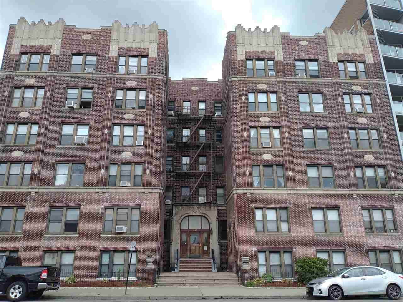 883 Blvd East - Photo 1