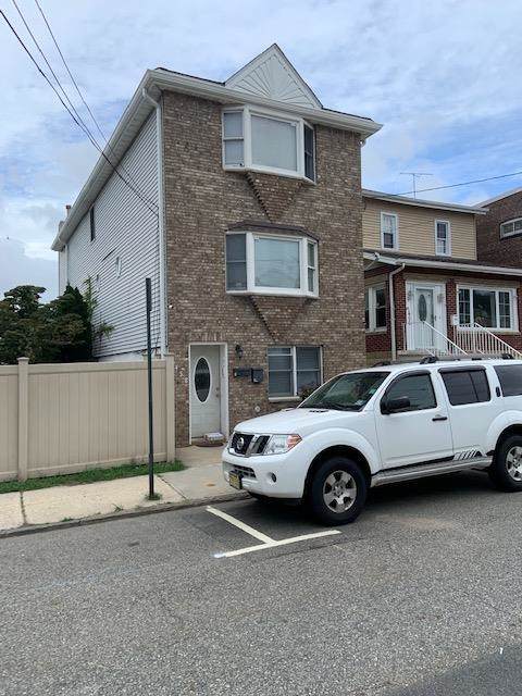 1458 45TH ST - Photo 1