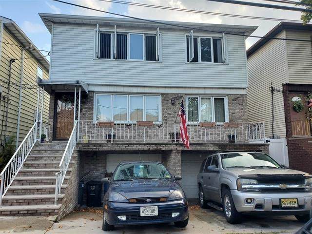 12 Packard St - Photo 1